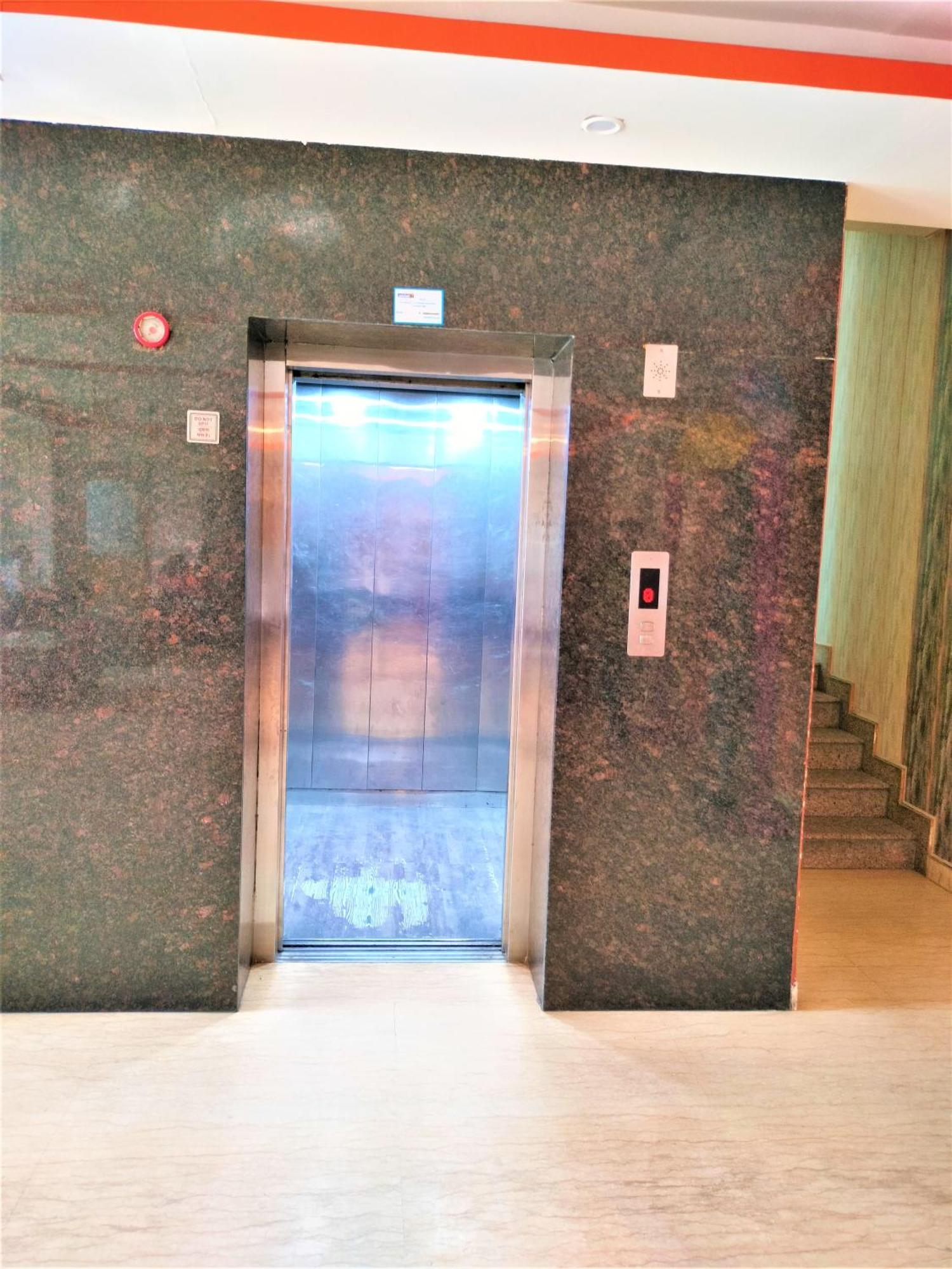 阳光公园酒店 加济阿巴德 外观 照片